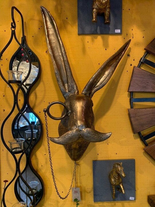 WallCritters – Decorazione da parete con testa di animale giocosa – Design in resina dipinto a mano