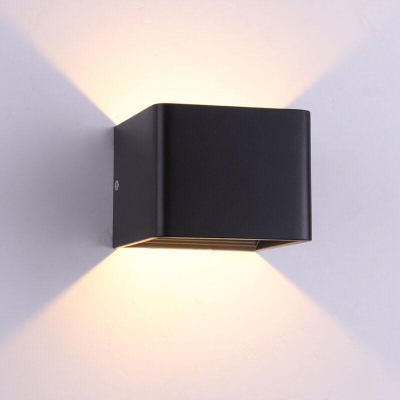 LuxorLight - Stilvolle quadratische LED-Wandleuchten aus Aluminium