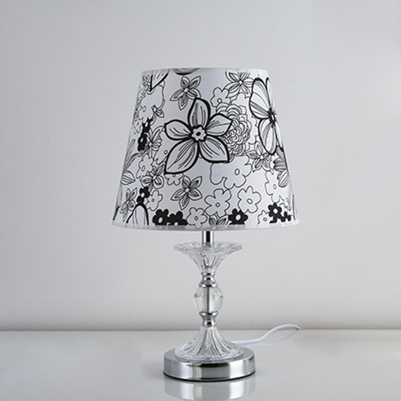 LuminArts - Lampe de table élégante avec design floral