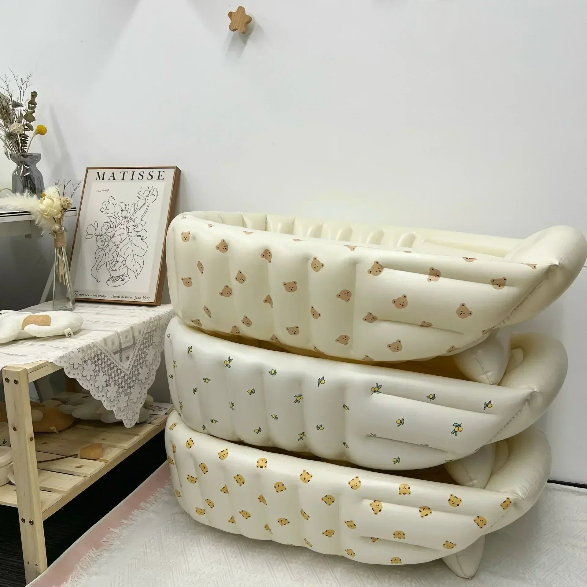 AquaCuddle – Nafukovací dětská vana na koupání na cesty a domů – Skládací a bezpečná