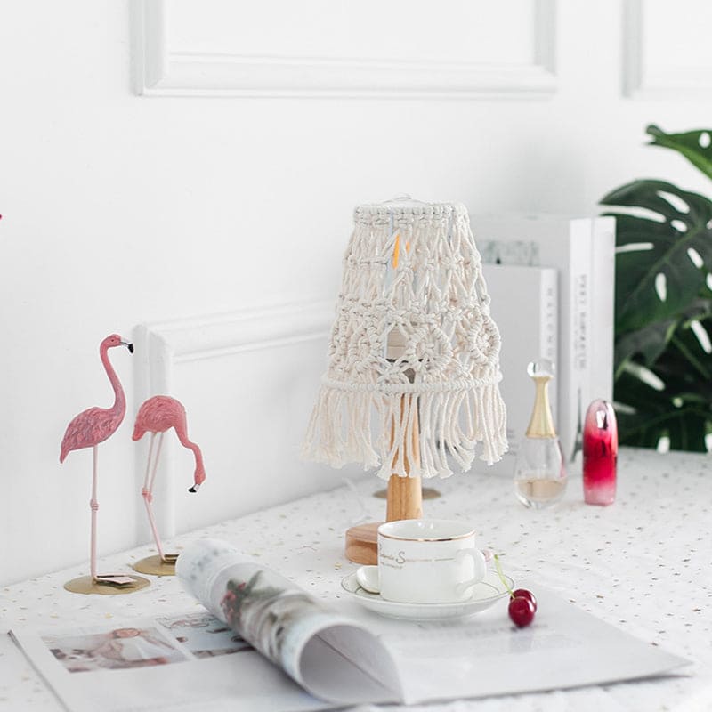 GloBright - Flexible Kegelleuchte mit Keramiksockel von Nivedia Roca Clothing