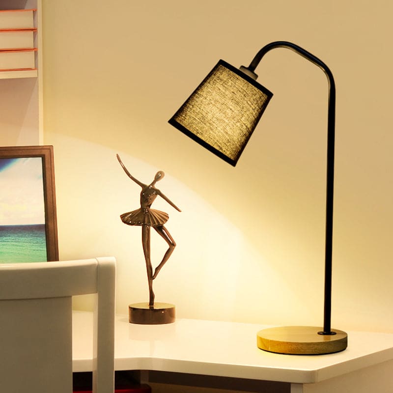 GlowLine - lampe de table en forme conique