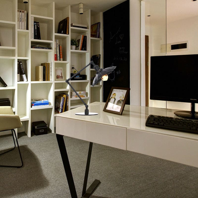 LightStyle - Verstellbare Vintage-Lampe mit gewelltem Metallschirm