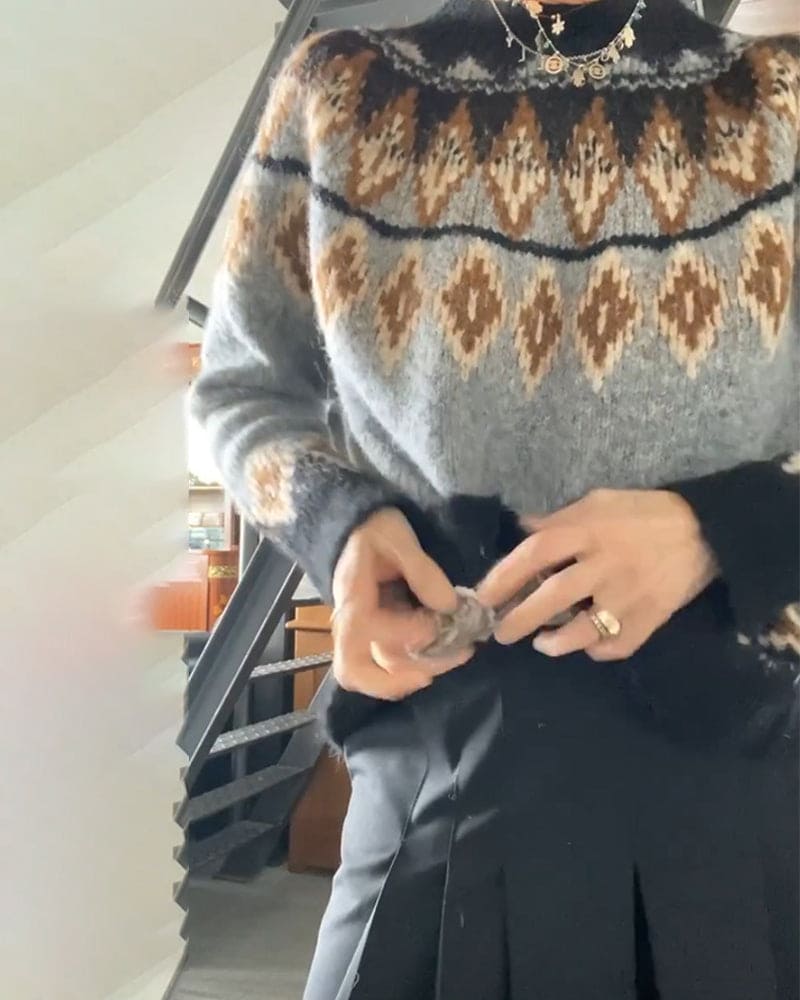 Bolendo Roma - Modischer geometrischer Pullover mit kontrastierenden Details