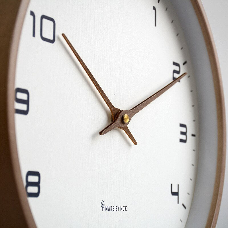 Horloge murale en bois "Simplicité scandinave" | Brun & Crème, 25x25 cm ou 30x30 cm