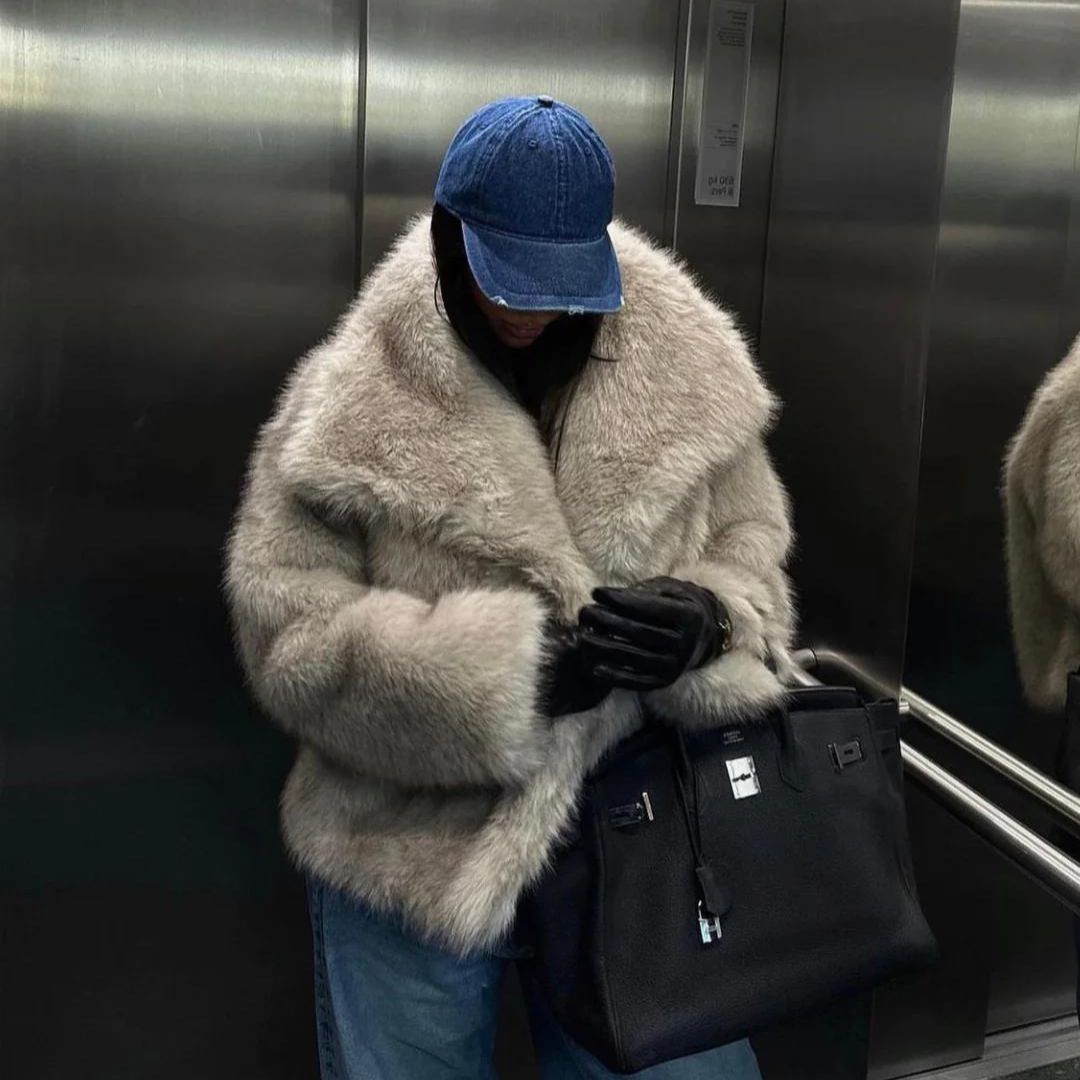 Umila bunda - Luxusní krátká dámská bunda z měkkého umělého kožíšku