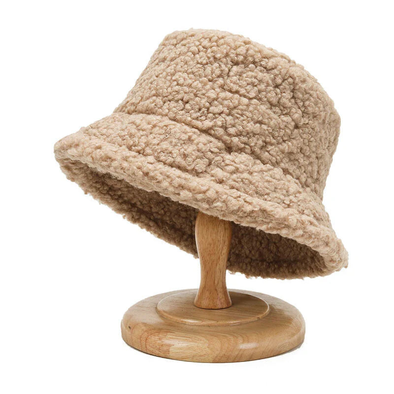 Teplejší módní Teddy klobouk typu Buckethat - Livia