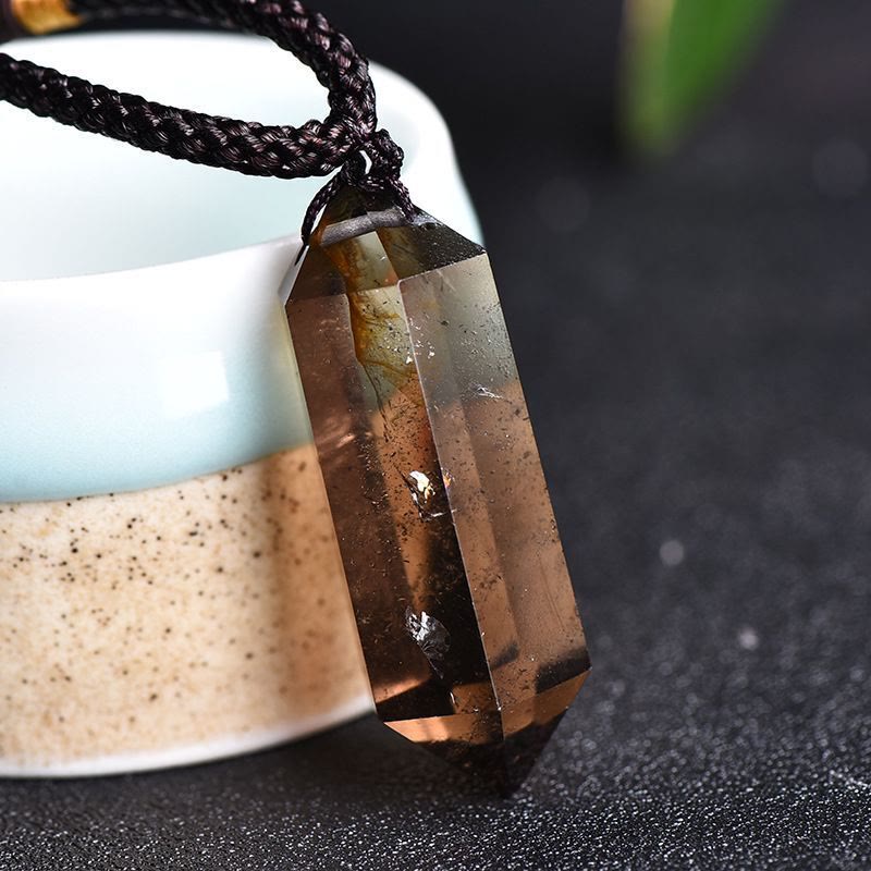 Collier guérisseur en cristal naturel d'améthyste – Lyra