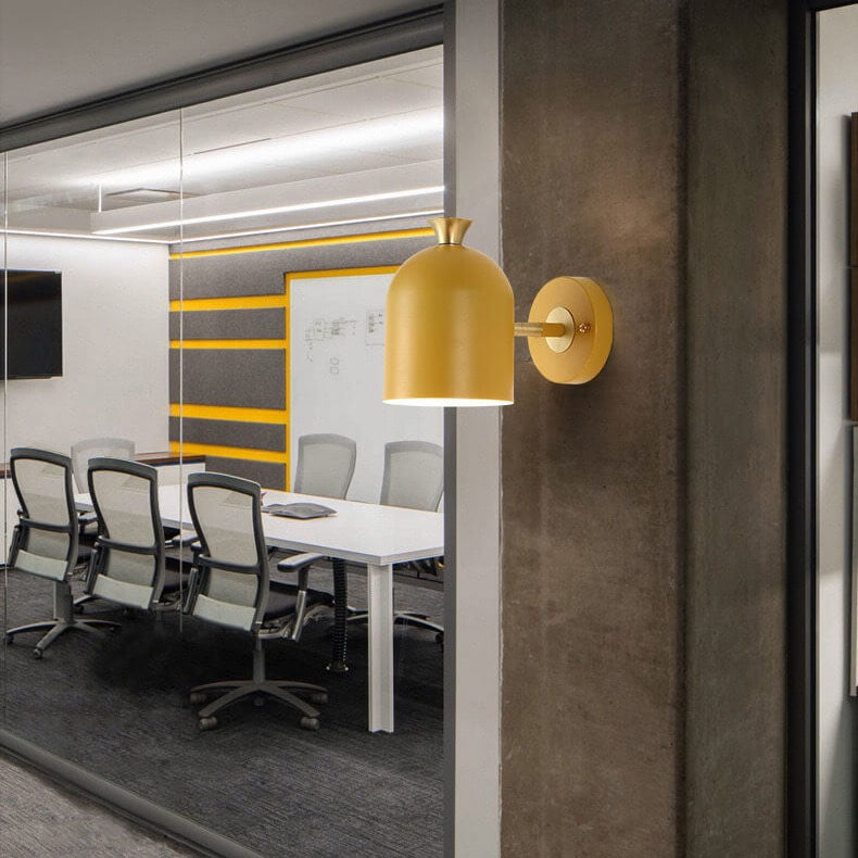 Moderne Macaron-Metall-Zylinder-Wandleuchte mit 1 Licht