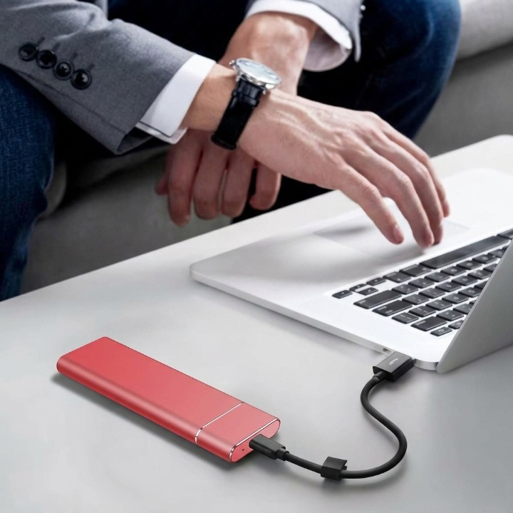 8TB Externe SSD — USB 3.1 Typ-C, Plug & Play, Aluminium 2