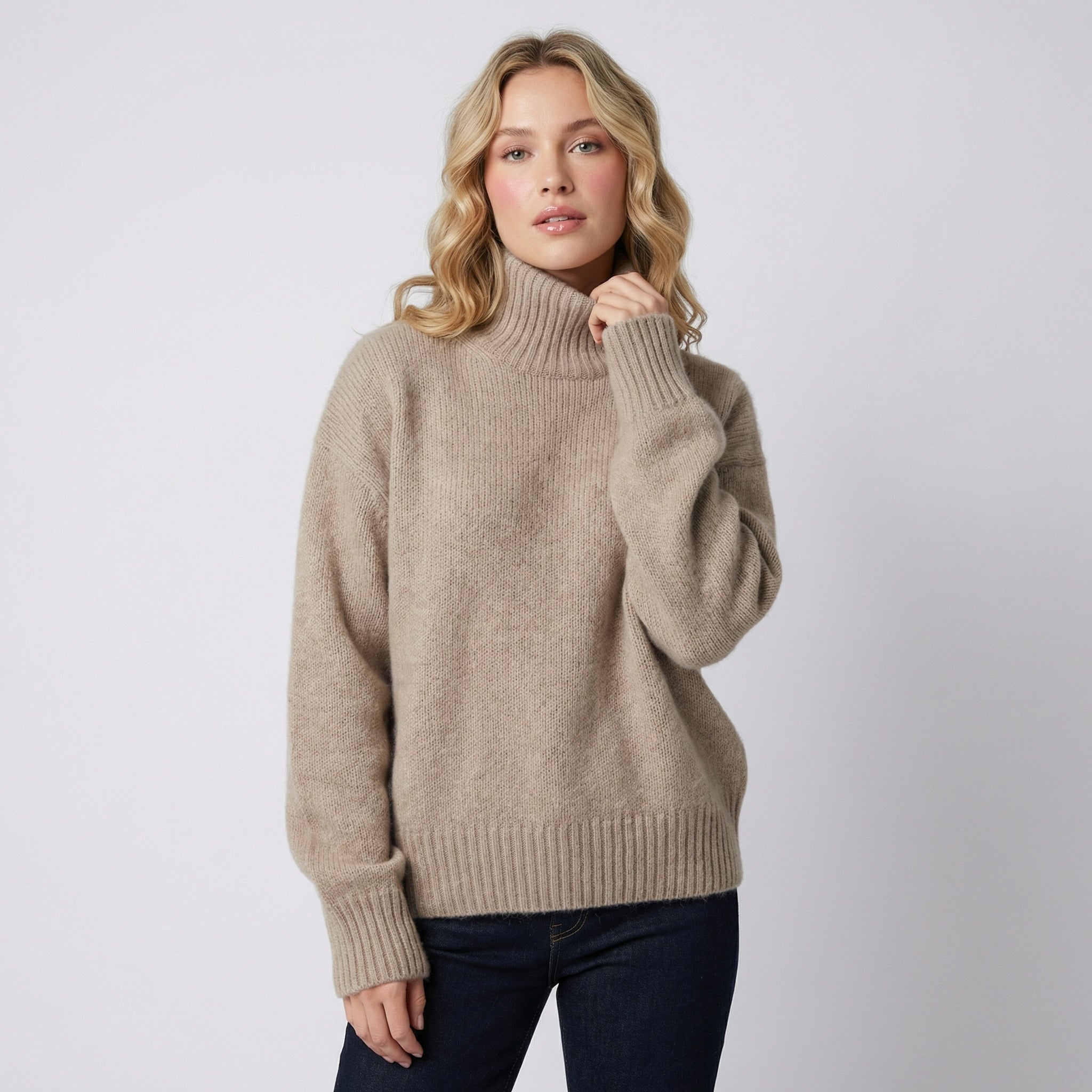 Devako Lin - Rolákový svetr