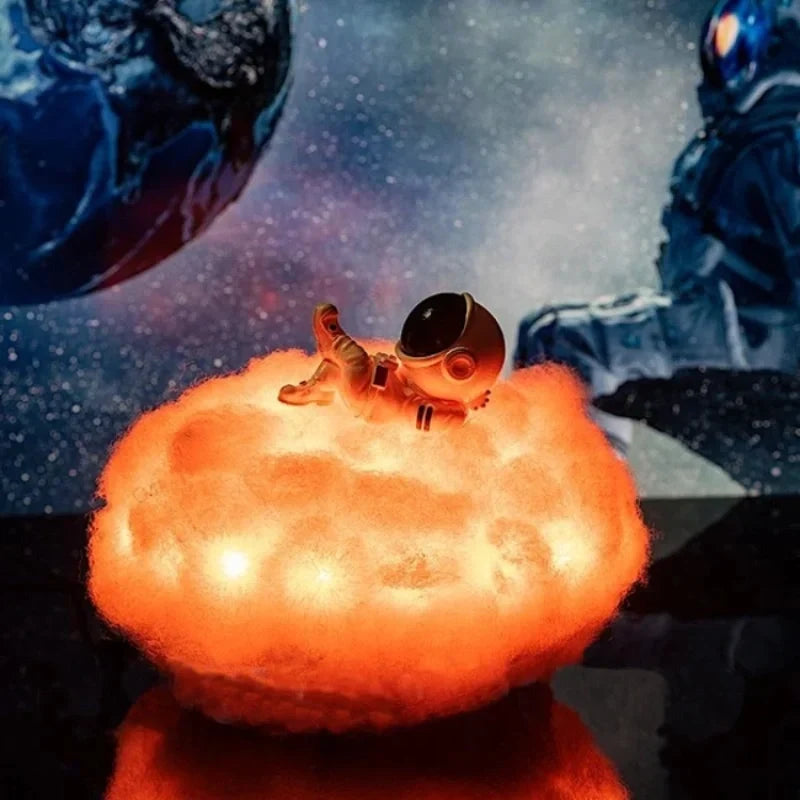 Astronaut Cloud Light 4