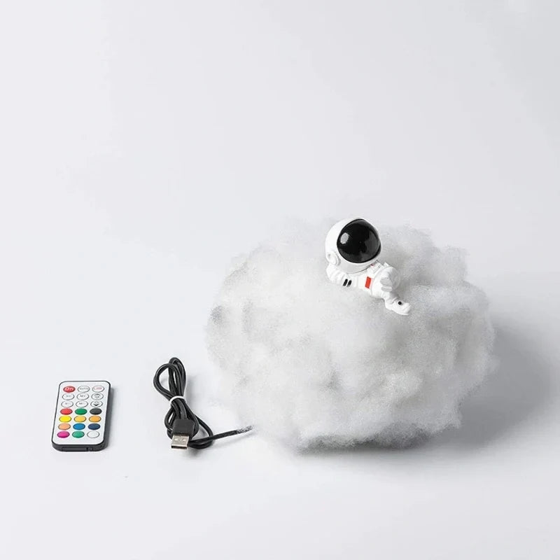 Astronaut Cloud Light 6