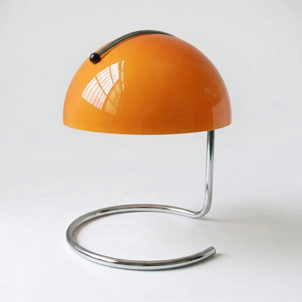 Bauhaus Style Candle Warmer Table Lamp in White, Amber, or Orange for Bedside & Living Room 10