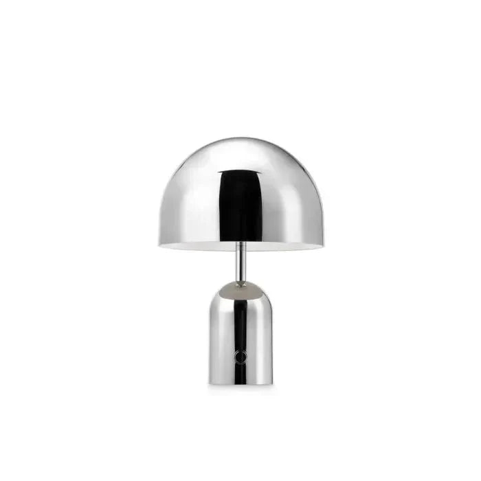 ChromeGlow Tragbare Tischlampe mit Chrom-Finish - Elegant und funktionell