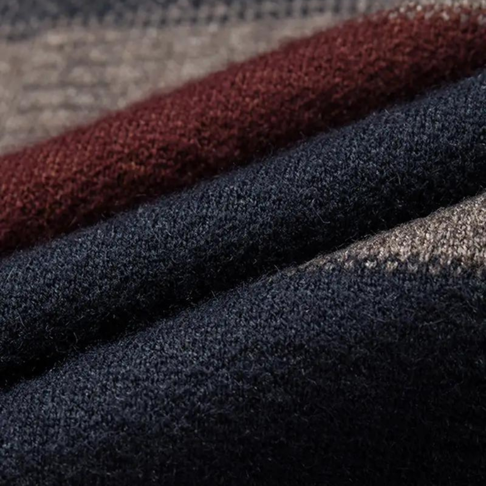 Pull homme rayé en tricot