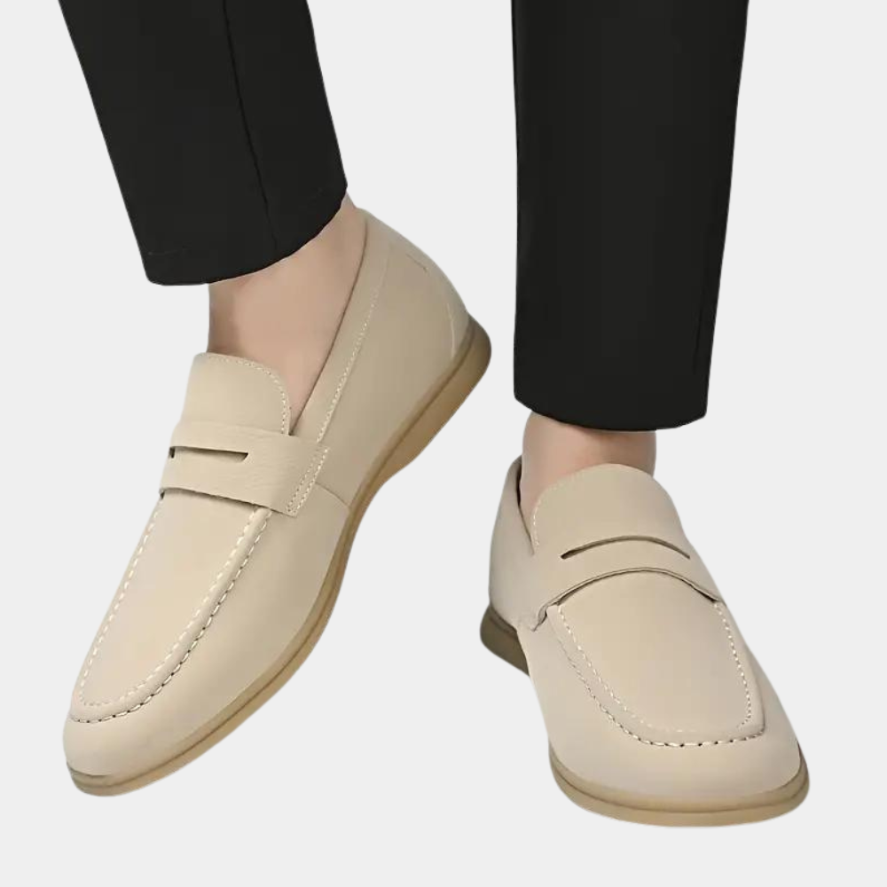 Mocassini alla moda per uomo
