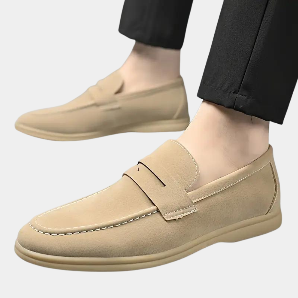 Mocassini alla moda per uomo