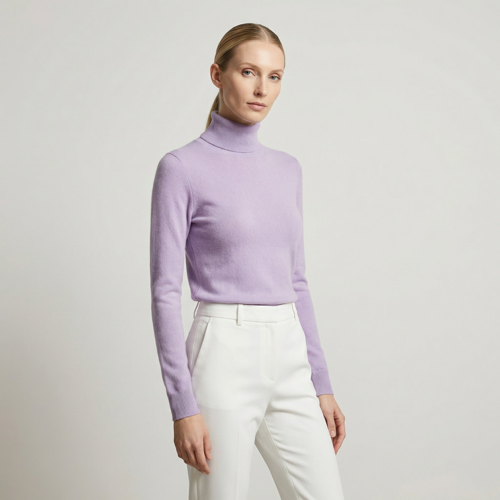 Pull col roulé femme côtelé fin | Élégant, près du corps, doux