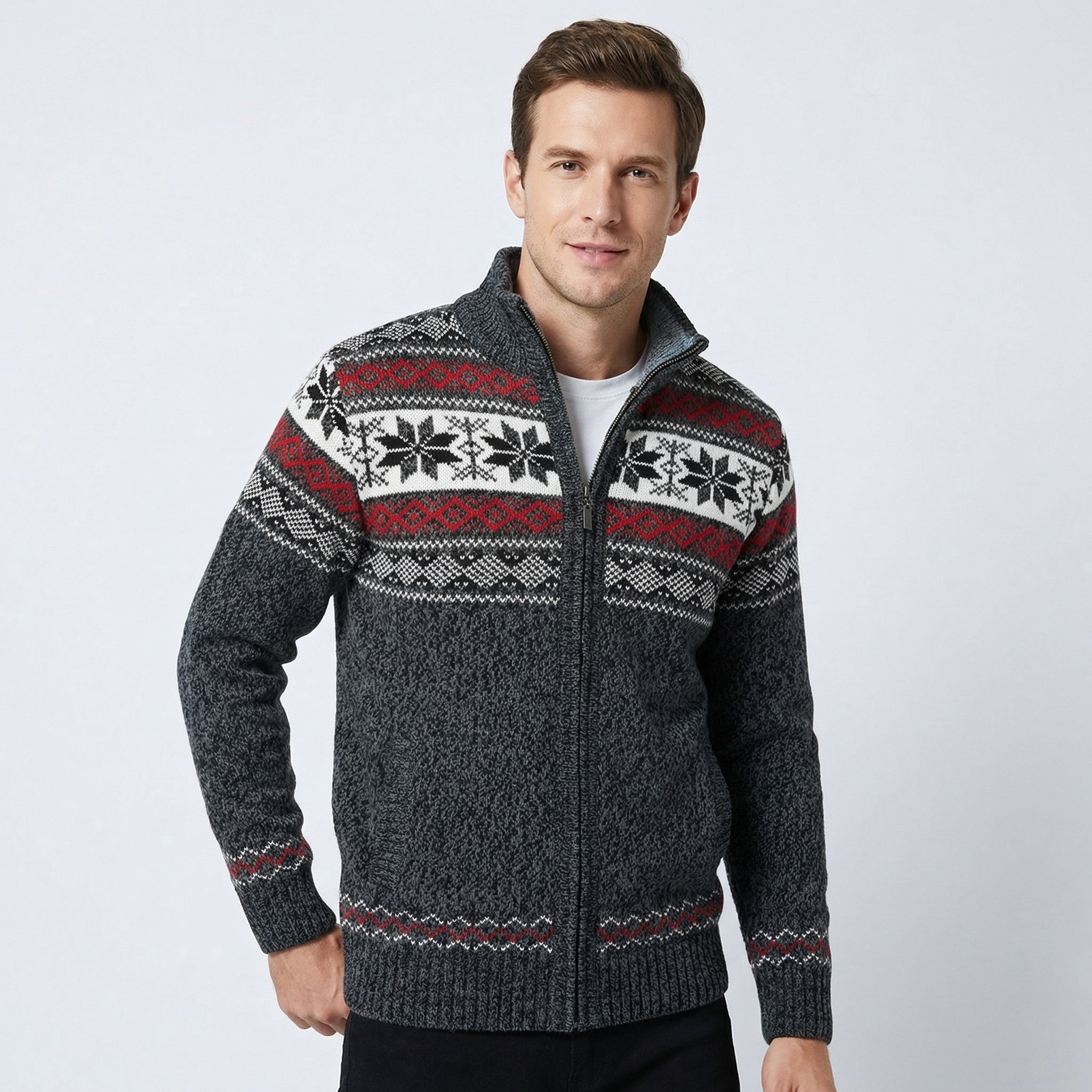 Strickjacke Herren – Nordisches Muster, Hoher Kragen & Reißverschluss