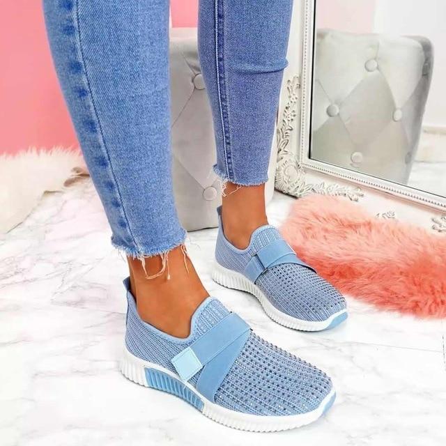 Sneakers slip-on da donna con chiusura a strappo – Leggere e alla moda