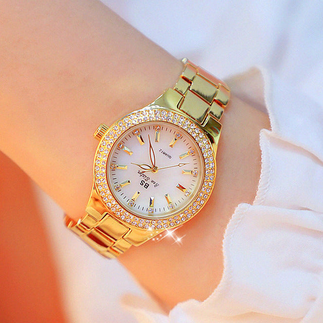 Elegante Damenarmbanduhr mit Kristalldetails – Aveline 1