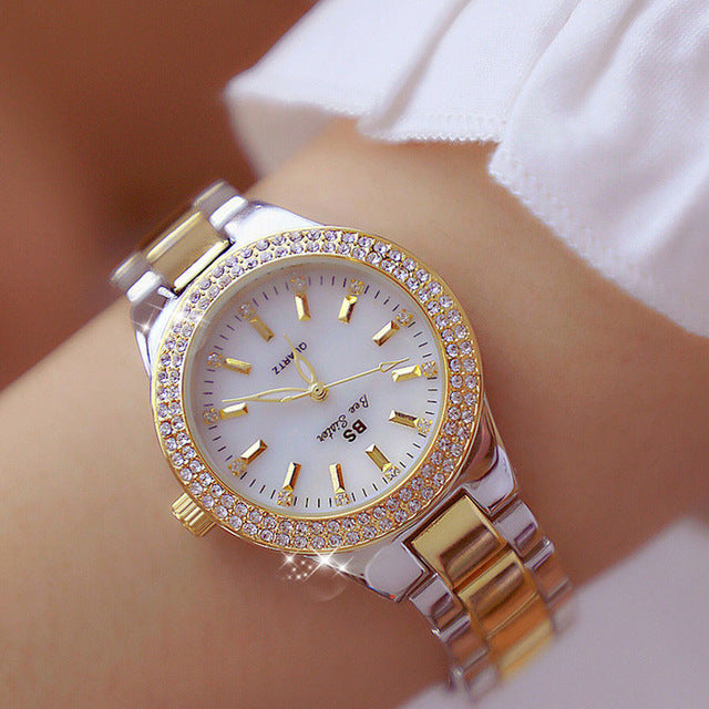 Elegante Damenarmbanduhr mit Kristalldetails – Aveline 2