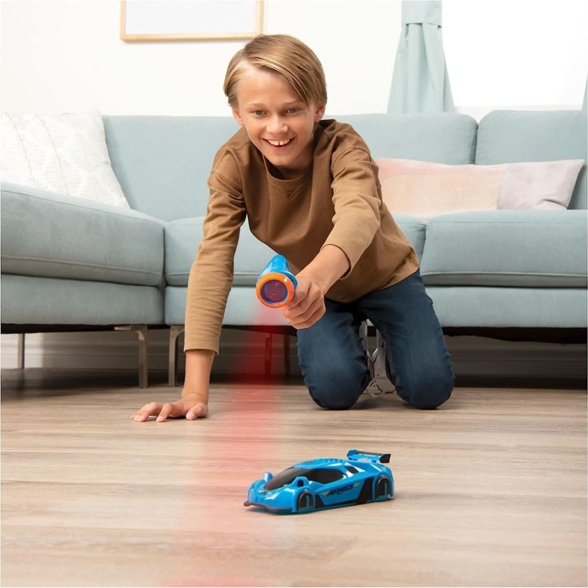 GRAVITYRACER – Lasergesteuertes, wandkletterndes RC-Auto für Kinder 1