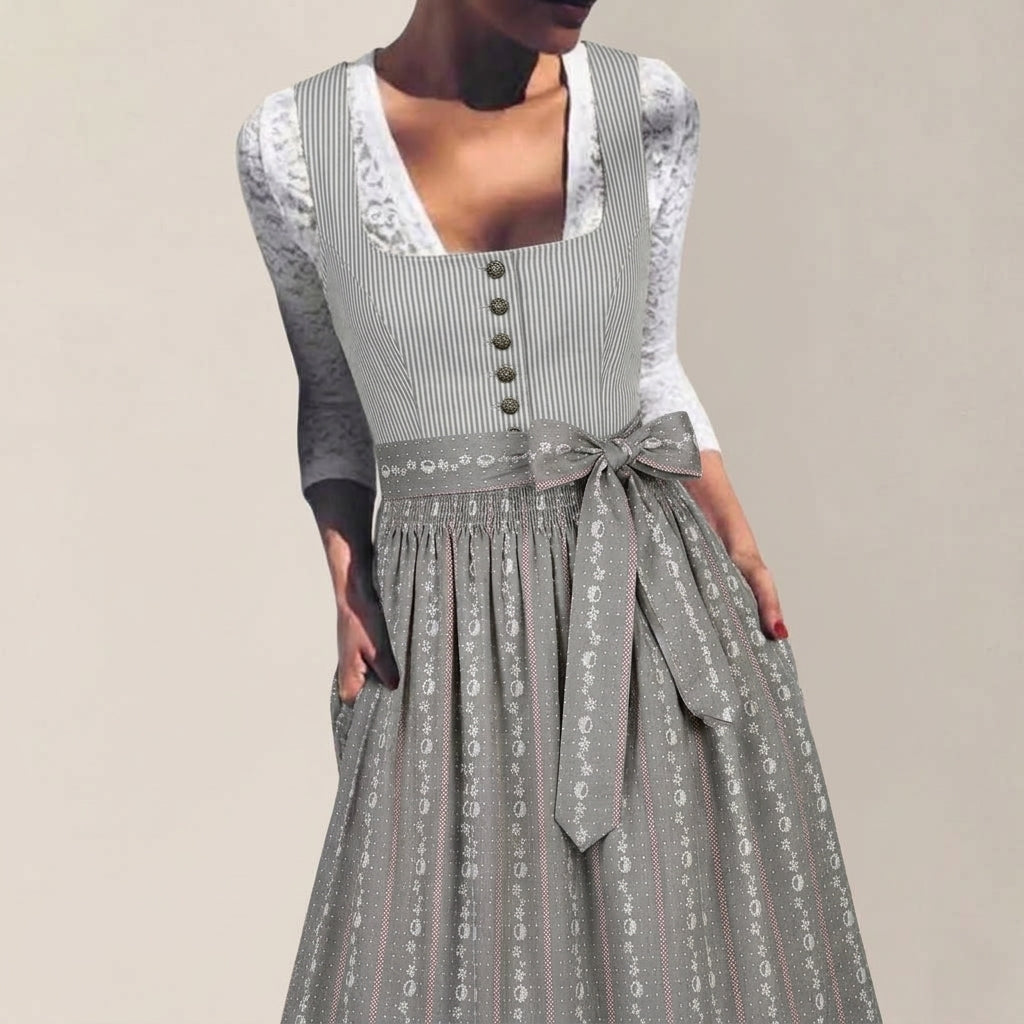 AlpenFein – Dirndl pour femmes avec manches ¾ et encolure carrée – style traditionnel
