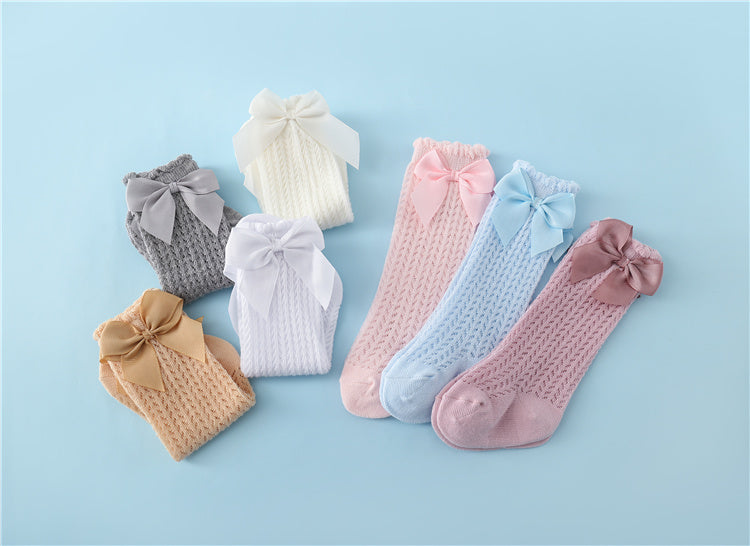 Baby-Socken aus Baumwolle mit großer Schleife