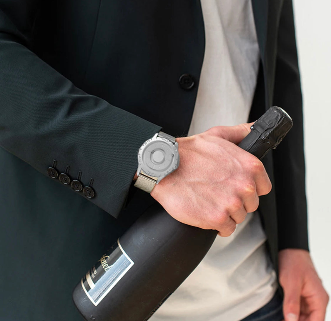 Devako magnetická guľôčková hodinky Quartz - elegantné hodinky s inovatívnym mechanizmom