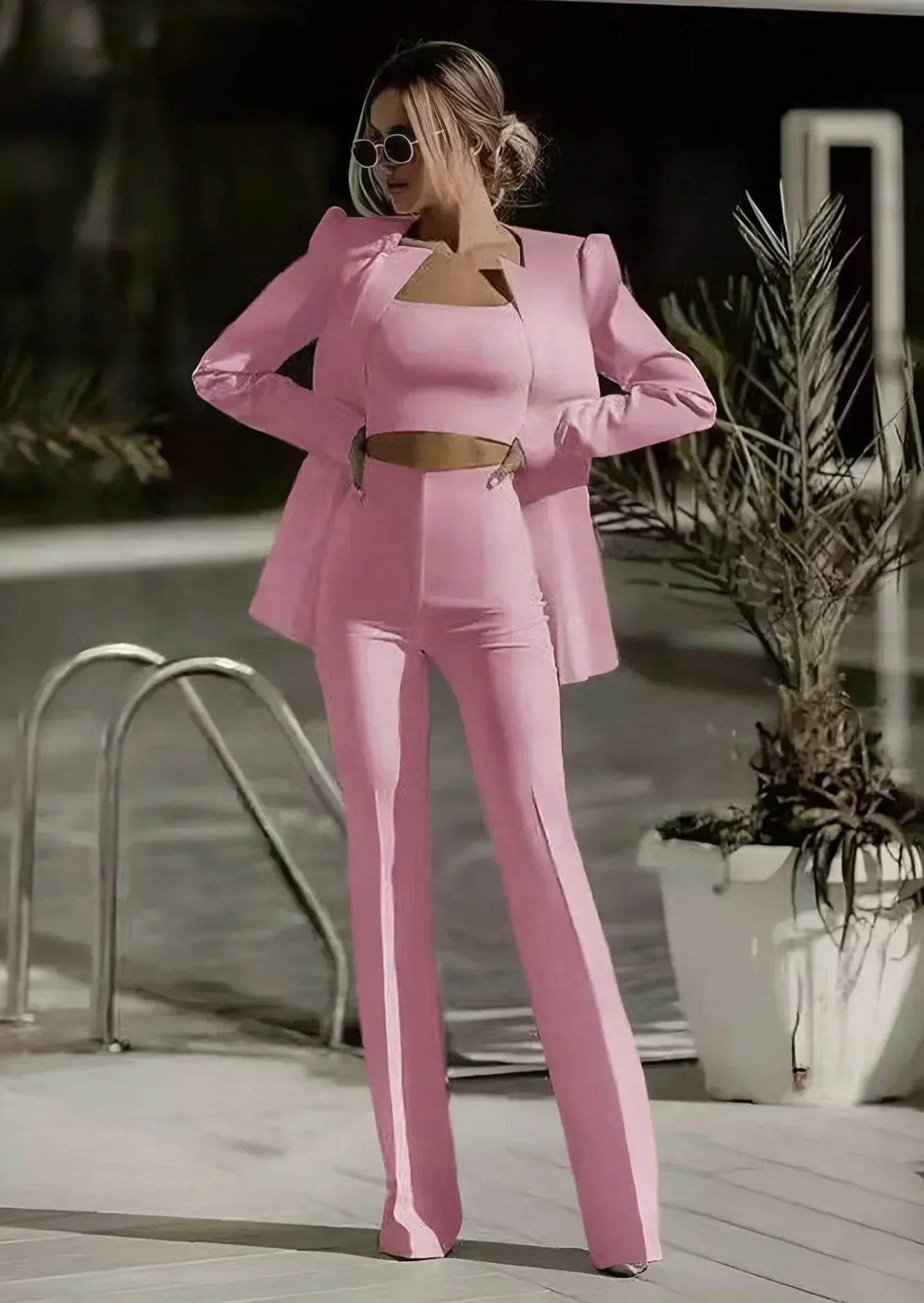 Elegantes 3-teiliges Set (Blazer, Oberteil, Hose) - Yasminda