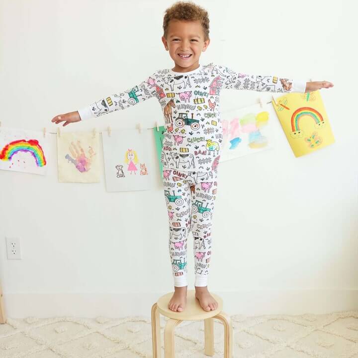 Kreativer Kinderpyjama – DreamArt 3