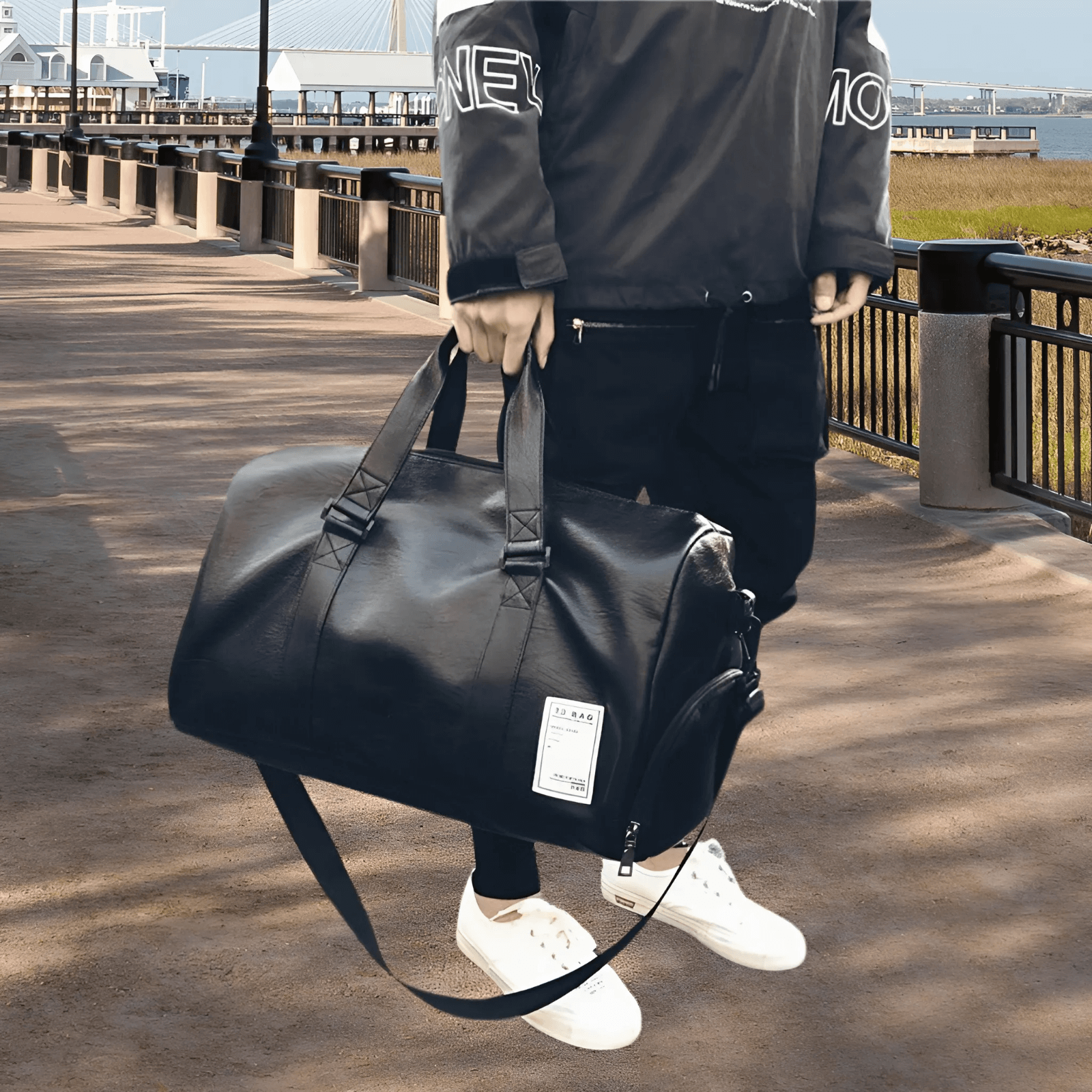 Bolendo GymBag | Leichter Outdoor-Trainingsrucksack mit wasserdichtem Material und Reißverschluss