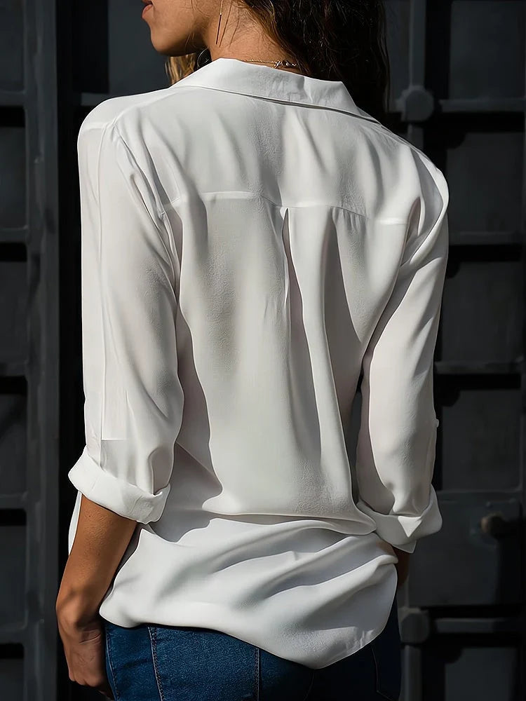 Loose ladies' blouse with button placket – Isabella 2