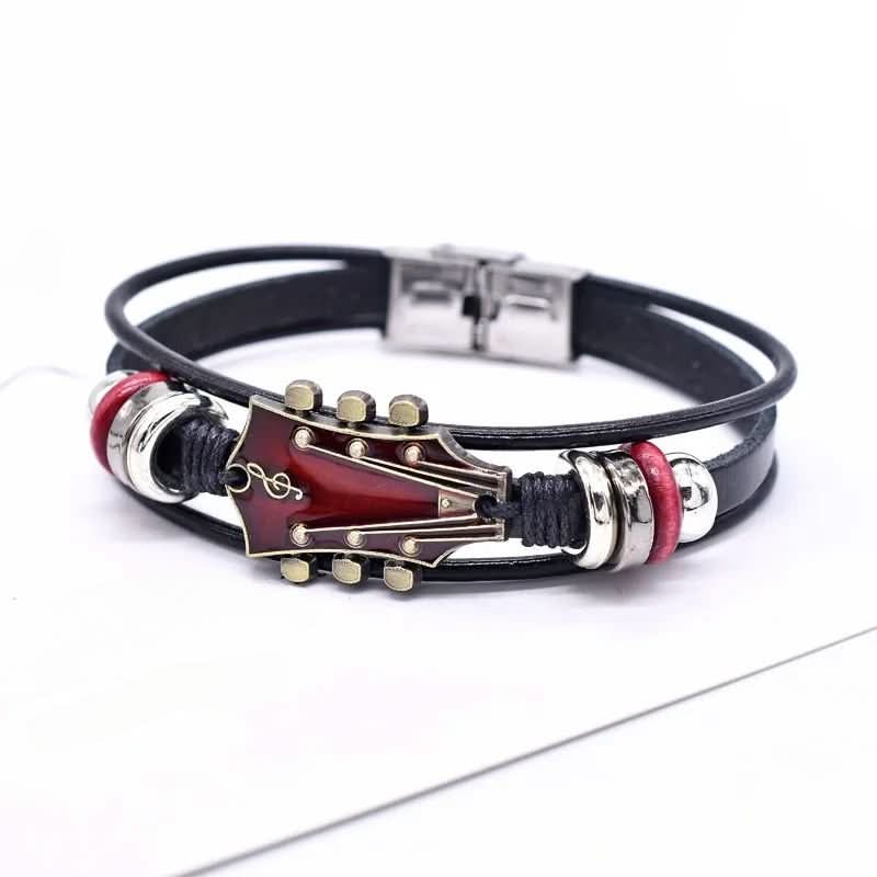 MUSIKSTRUM – Lederarmband mit Gitarrenmotiv 10