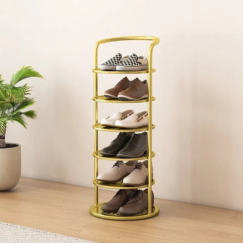Schuhturm aus Metall
