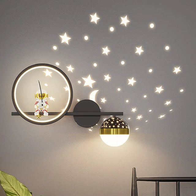 TinyGlow – Applique murale moderne pour enfants – Lumière douce & design adapté aux enfants