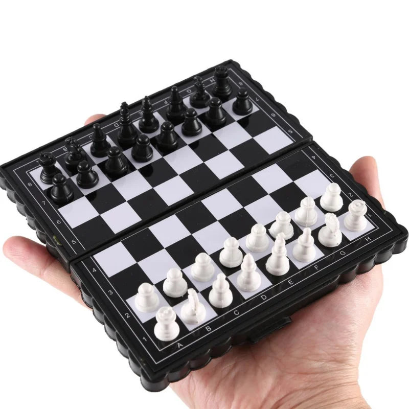 Minimind Magnetisches Schachspiel Kinder – Faltbar, Tragbar & Lernfördernd