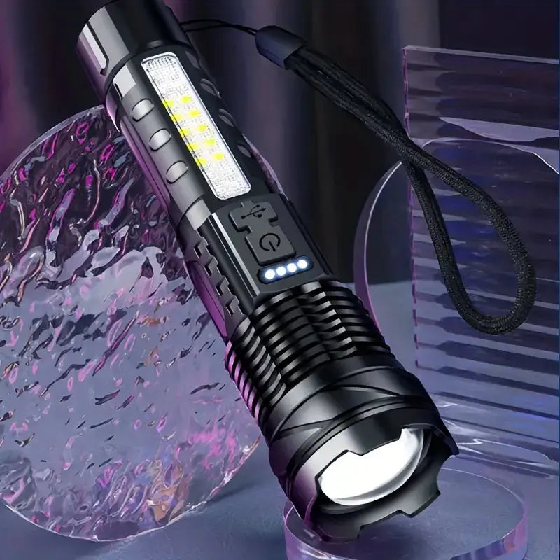 OutdoorHaven Militär-Taschenlampe - 5000 Lumen, bis zu 1000m Reichweite ( dont put online)