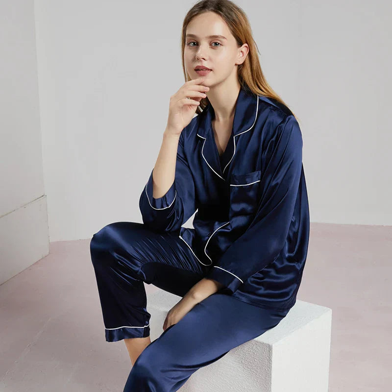 Luxuriöses Pyjama-Set aus Seide für Frauen - Velda