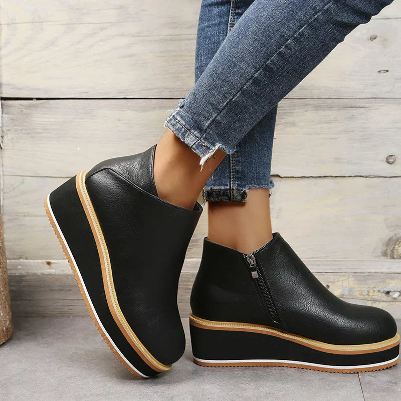 Monvida – Damen Stiefeletten mit Plateau und seitlichem Reißverschluss