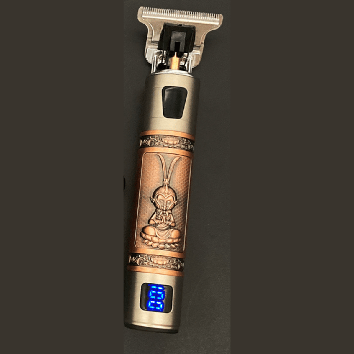 SKULLTRIM – Vintage-Barttrimmer mit Akku und präziser Schnittfunktion für Bart und Haar 12