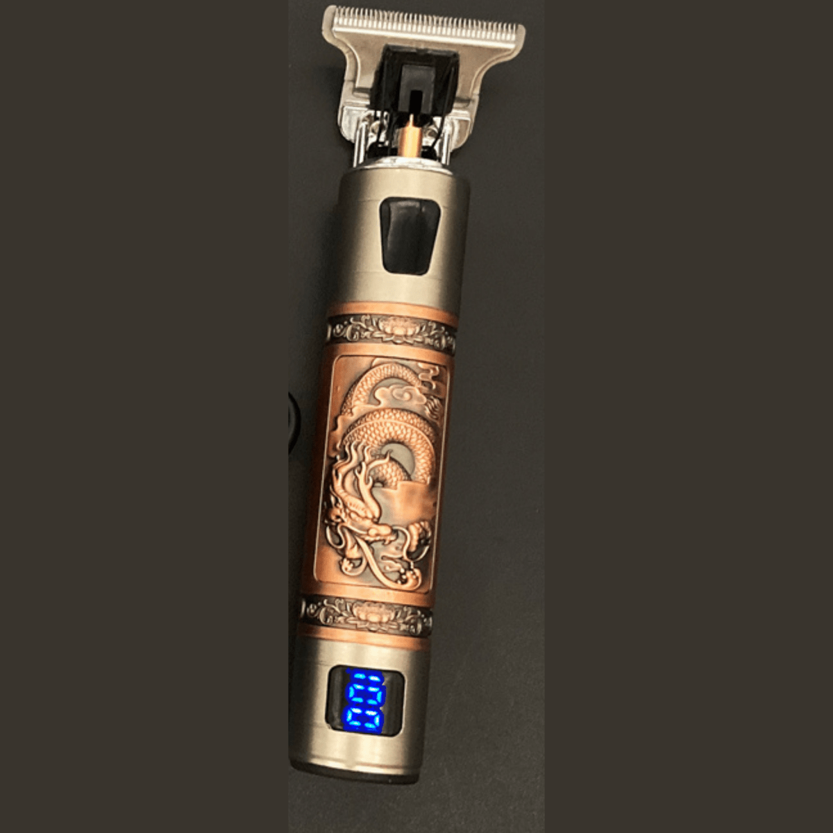 SKULLTRIM – Vintage-Barttrimmer mit Akku und präziser Schnittfunktion für Bart und Haar 8