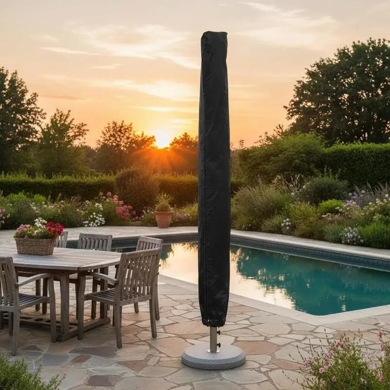 Schwarze Sonnenschirmhülle 200 cm aus PE, wasserabweisend und UV-beständig 0