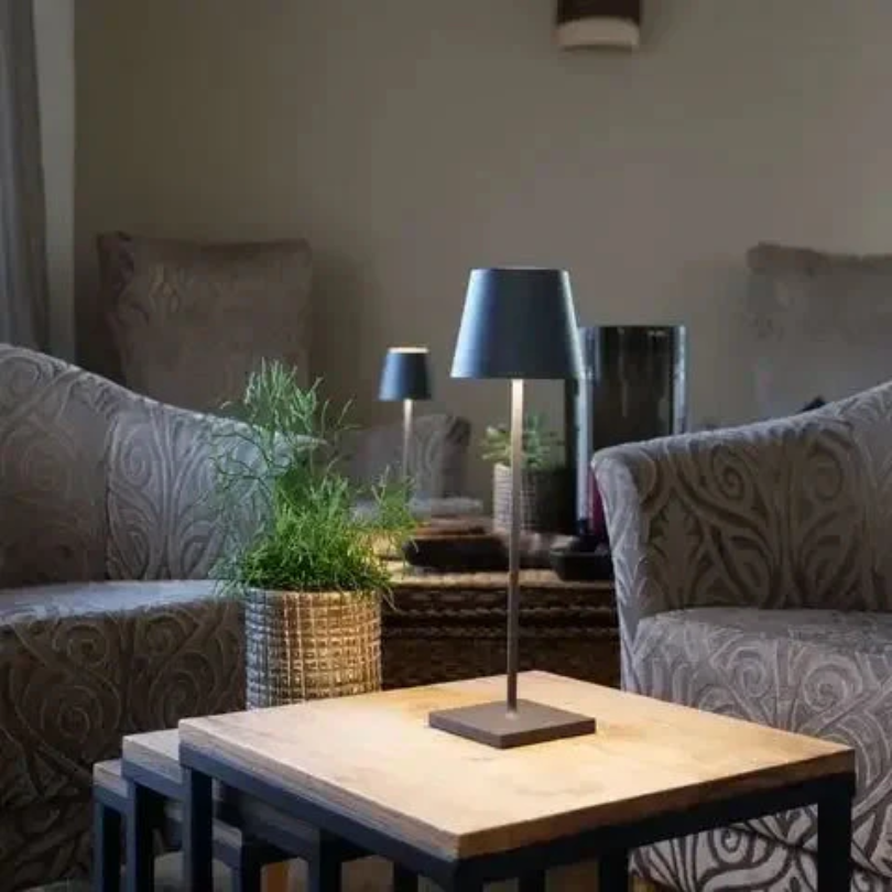 LumiFlex – Kabellose LED-Tischlampe mit Touch-Steuerung & dimmbar