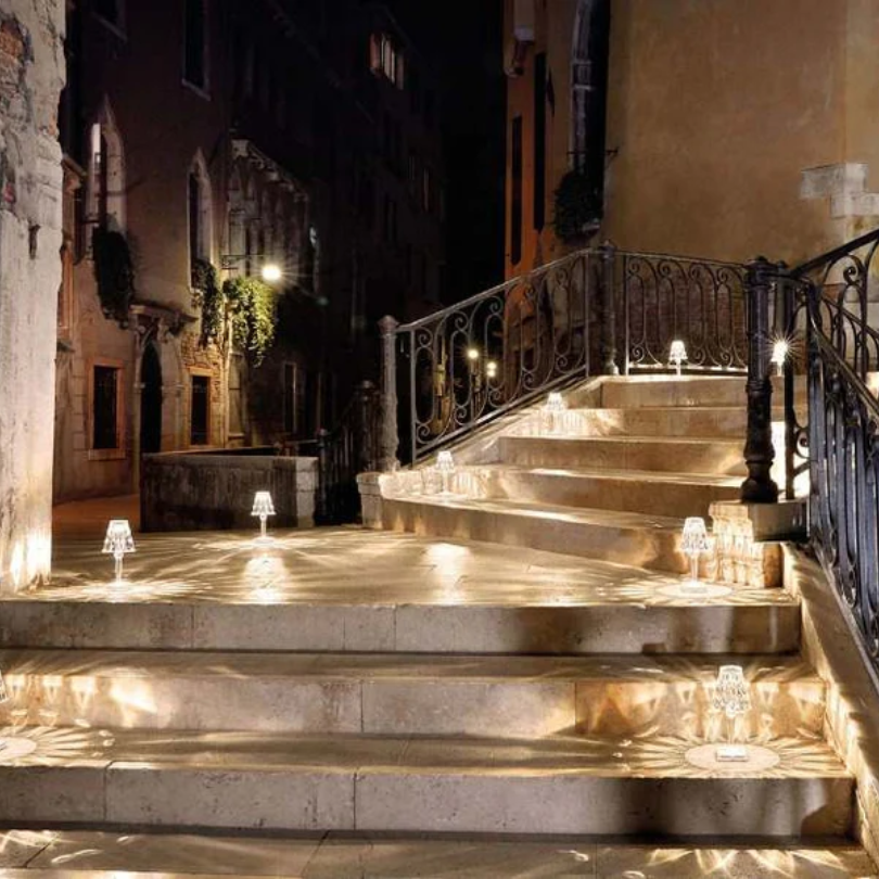 LumiÉclat – Lampada da tavolo Kristall moderna – Design elegante & luce calda