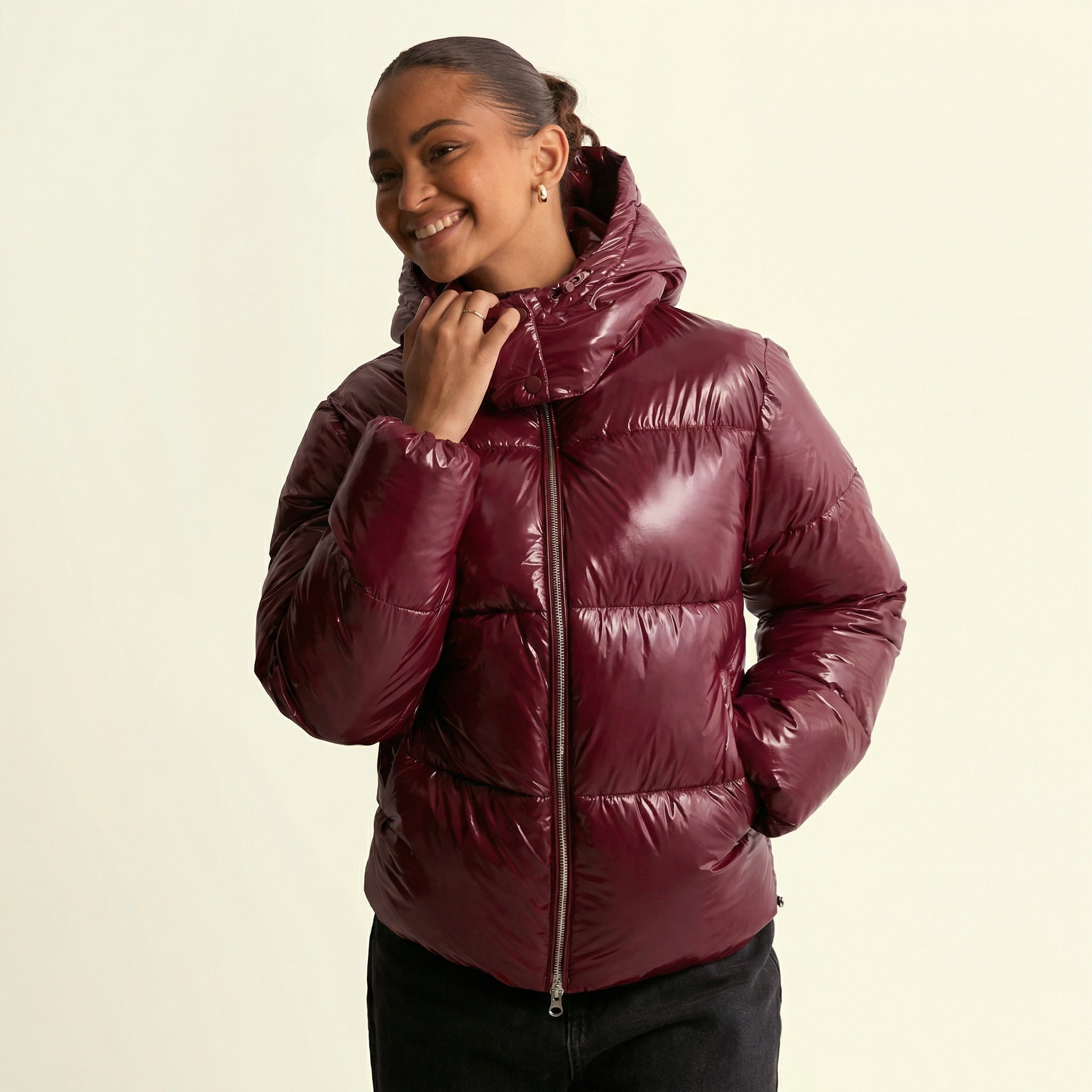 Damen Winterjacke – Steppdesign, Kapuze & Reißverschluss für Kalte Tage