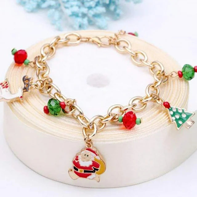 Weihnachtliches Charme-Armband mit Anhängern – Festlicher Schmuck