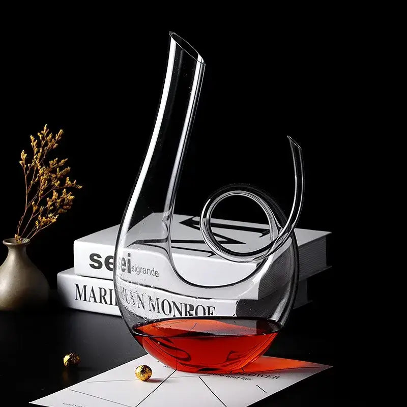 Weinkaraffe aus bleifreiem Kristallglas in eleganter Schwanenform, 1500 ml 2